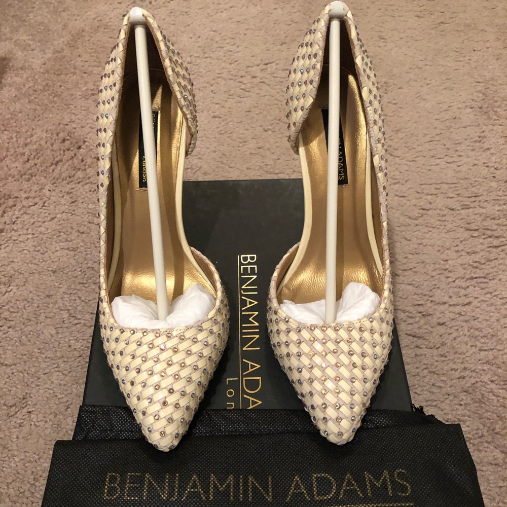 Brand new Benjamin Adams London elche heels